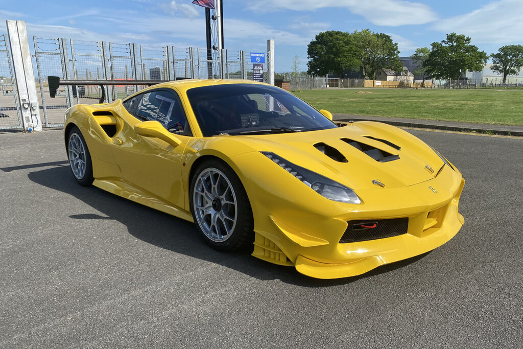 Ferrari 488 Challenge in yellow